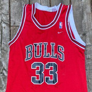Vintage 90s Nike Chicago Bulls Scottie Pippen Jersey Medium Red